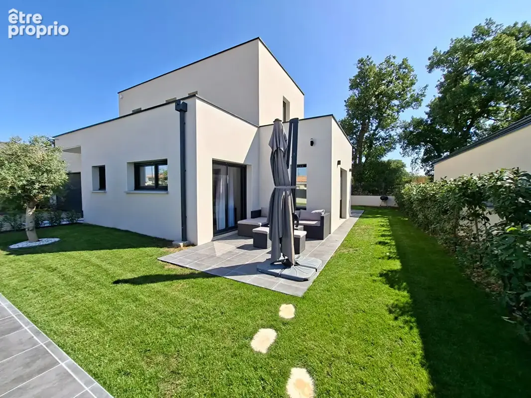 Maison à ROMANS-SUR-ISERE