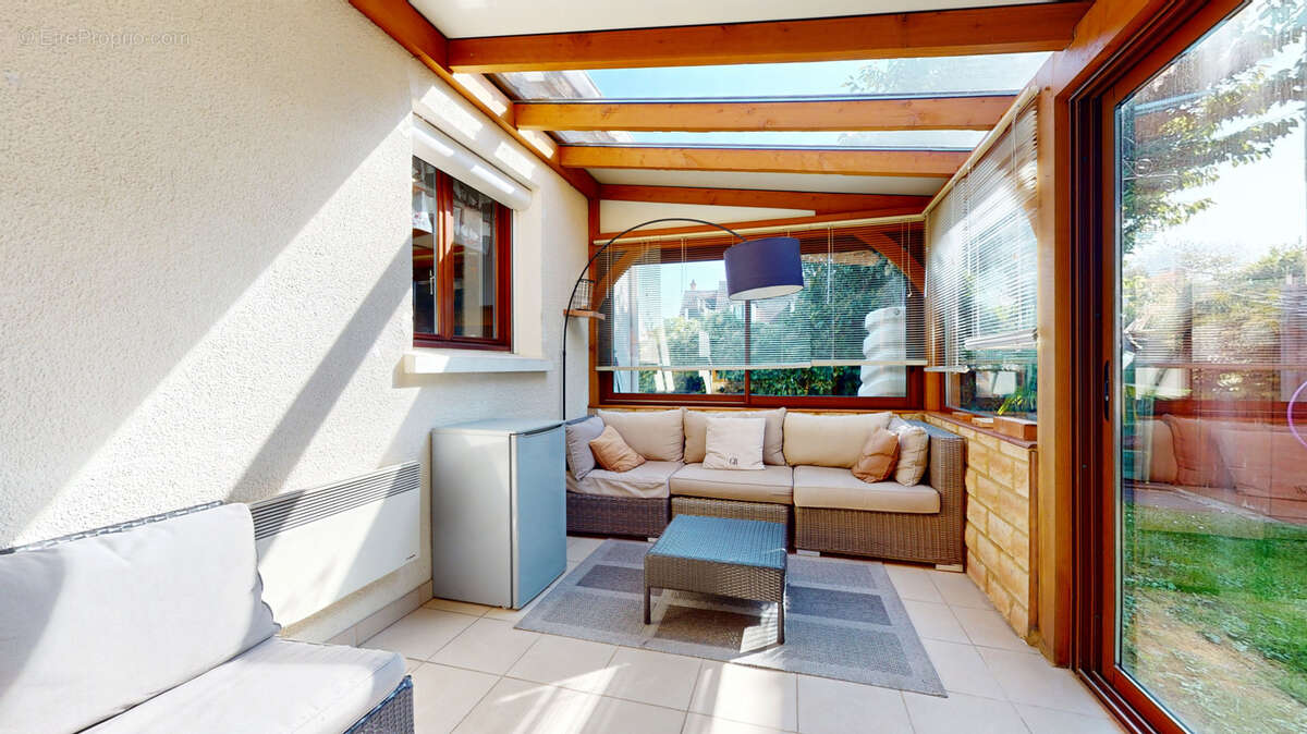 Maison à SARTROUVILLE