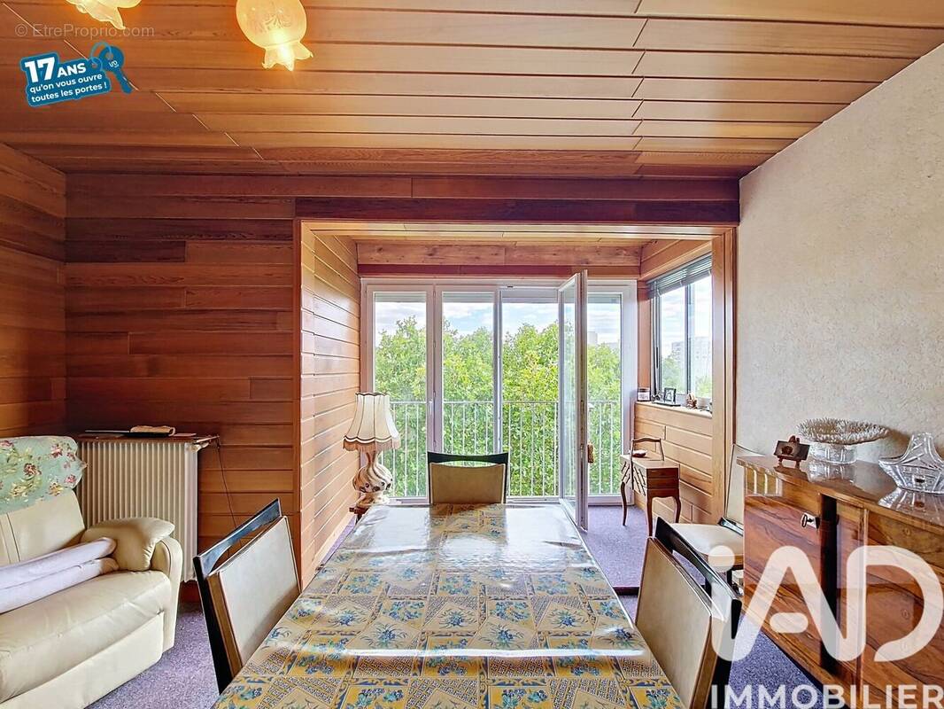 Photo 1 - Appartement à VILLENEUVE-LA-GARENNE