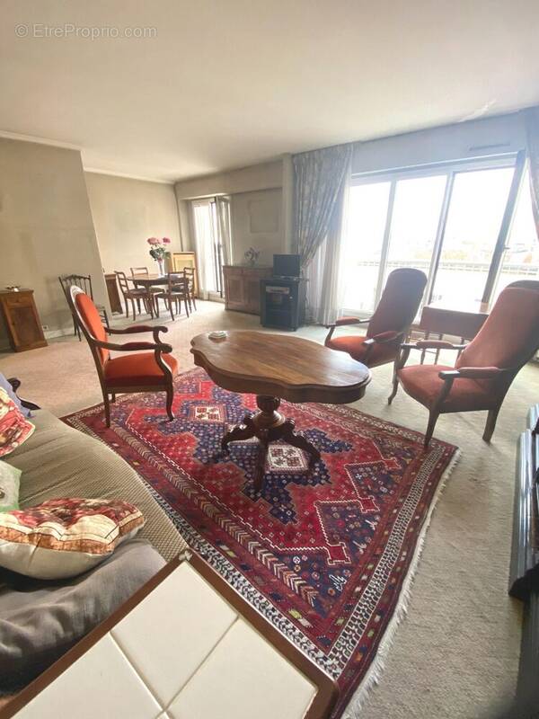 Appartement à PARIS-19E