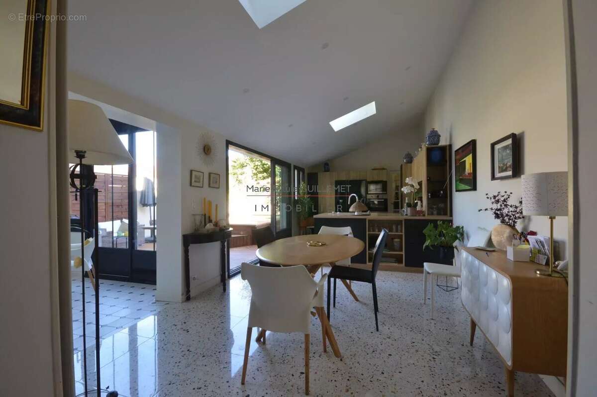 Maison à LA ROCHELLE