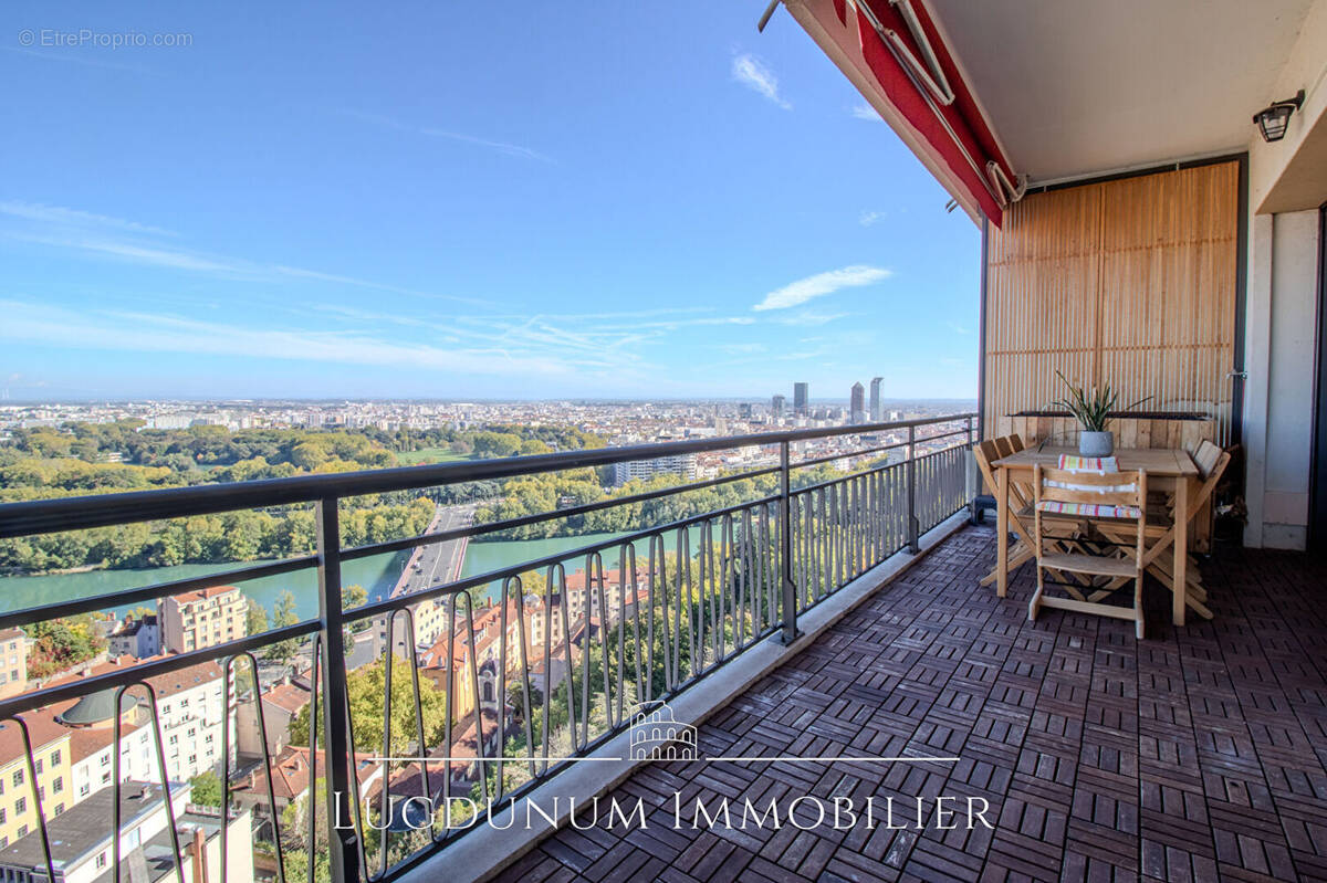 Appartement à LYON-4E