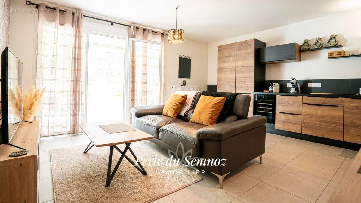Appartement à SEYNOD