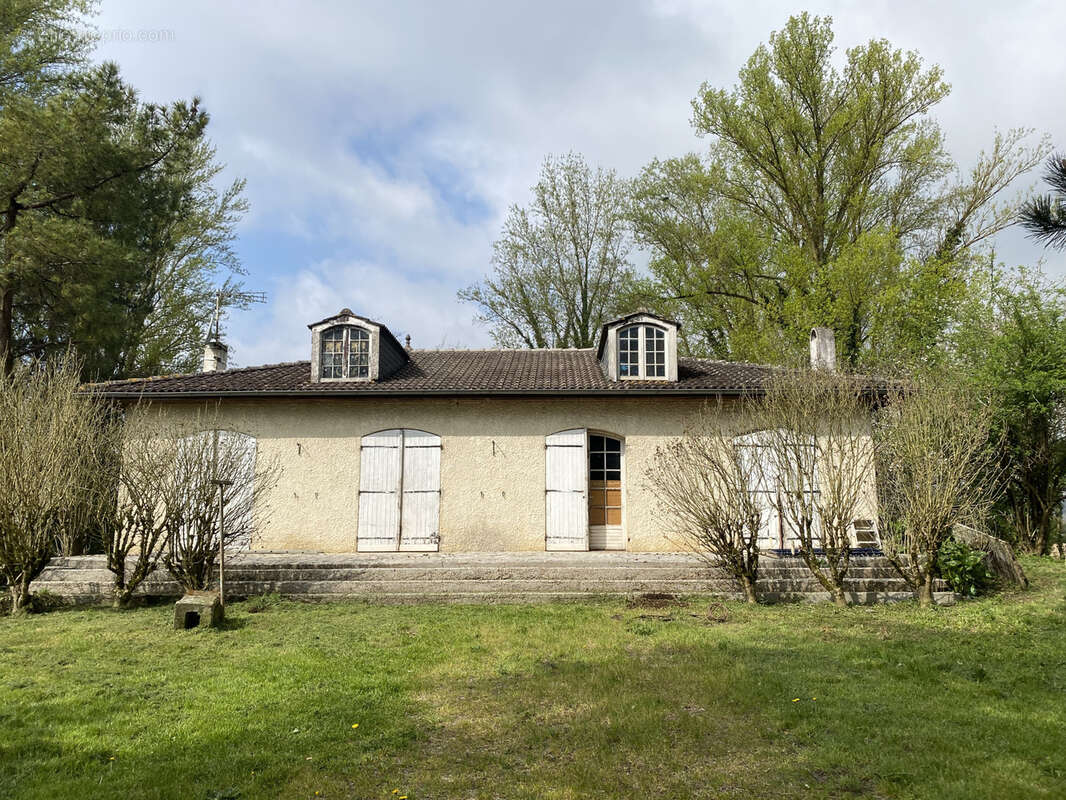 Maison à FONTET