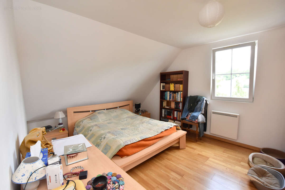 Maison à MOLLIENS-DREUIL