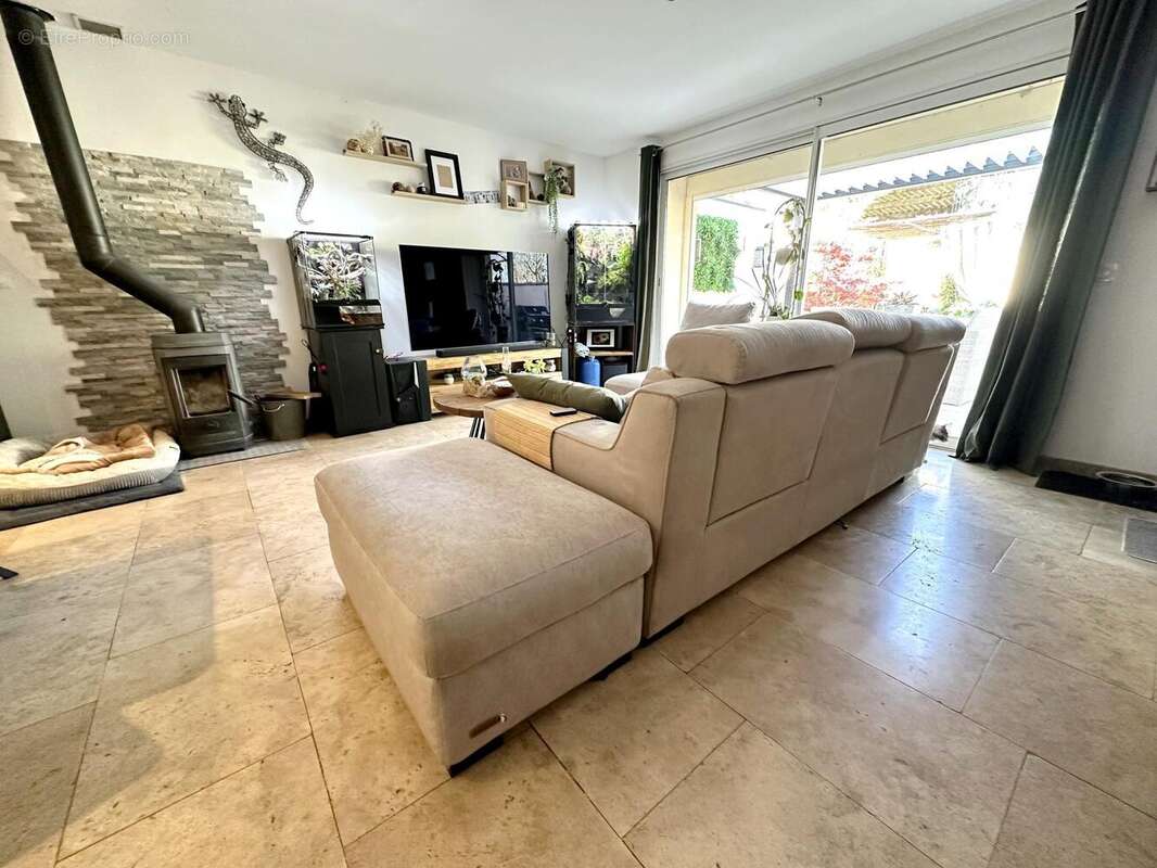 Photo 7 - Maison à ENTRAIGUES-SUR-LA-SORGUE