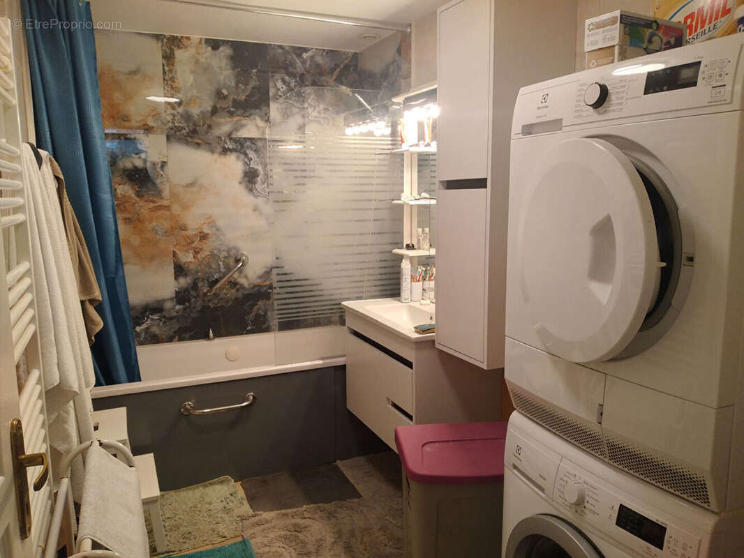 Maison à MEZIERES-SUR-SEINE