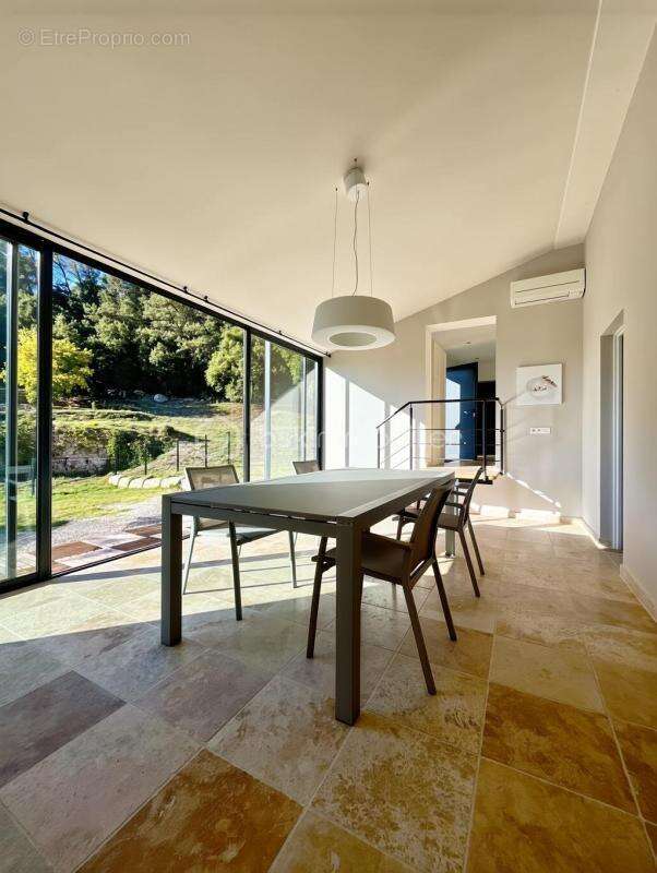 Maison à DRAGUIGNAN