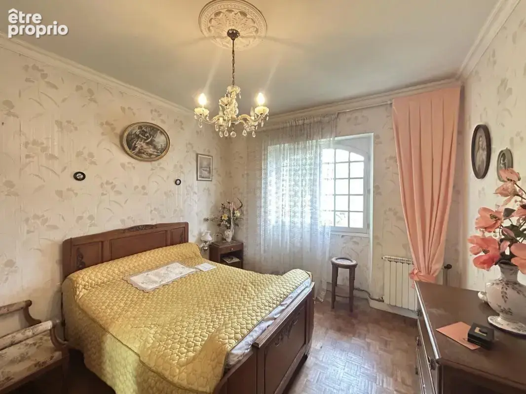 Mansle-les-fontaines   plain-pied, 3 chambres, 2 garages et - photo 10