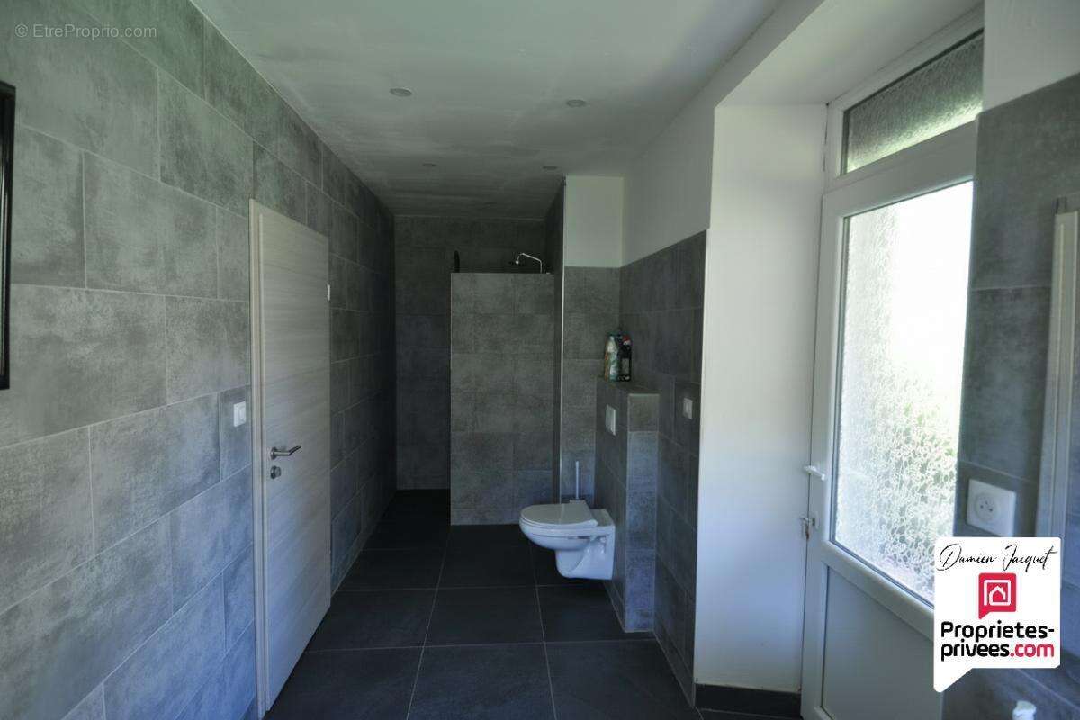 Maison et dépendance Glay 5 pièces 3 chambres  177 .1  m2. Ecuries  298.4 m² . Dépendances 792.44 m² - photo 8
