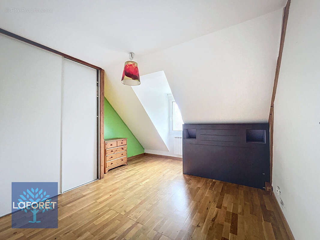 Appartement à SAINT-GERMAIN-LES-CORBEIL