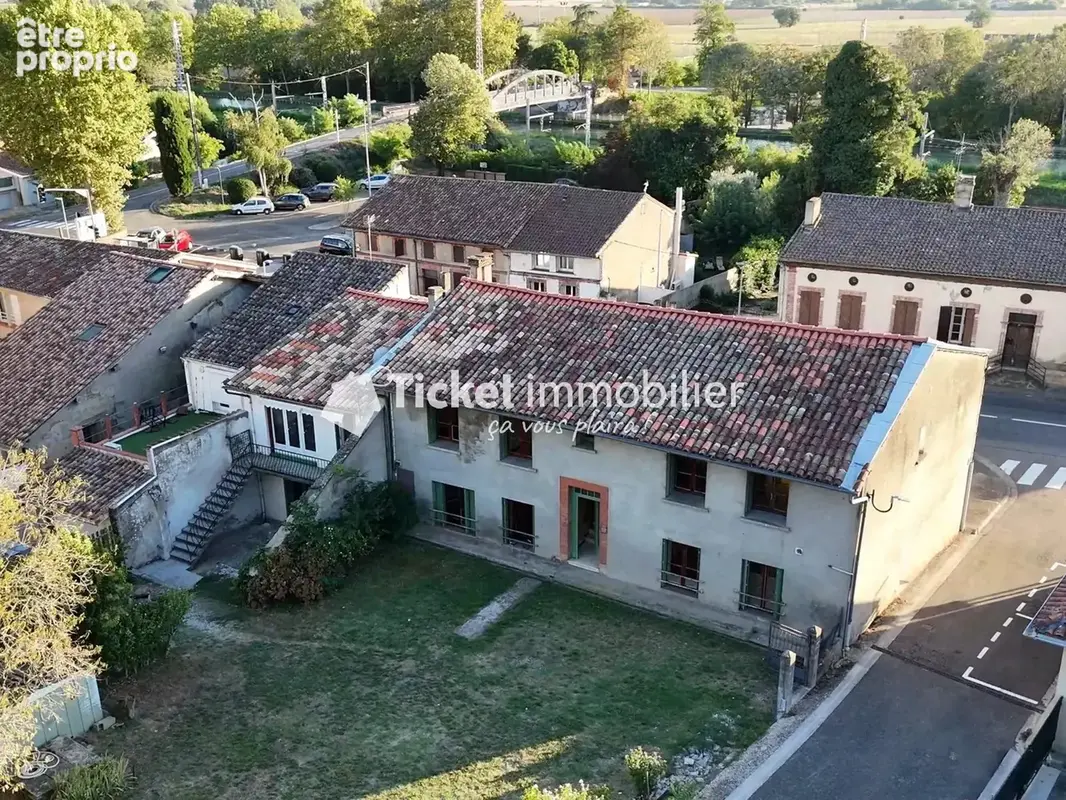Appartement t3 68m2 pompignan 1er étage, grandes pièces, 2,80 m sous plafond, sans charges de copropriété, toiture neuve, fort p - photo 3