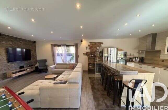 Photo 5 - Maison à SAINT-JEAN-LASSEILLE