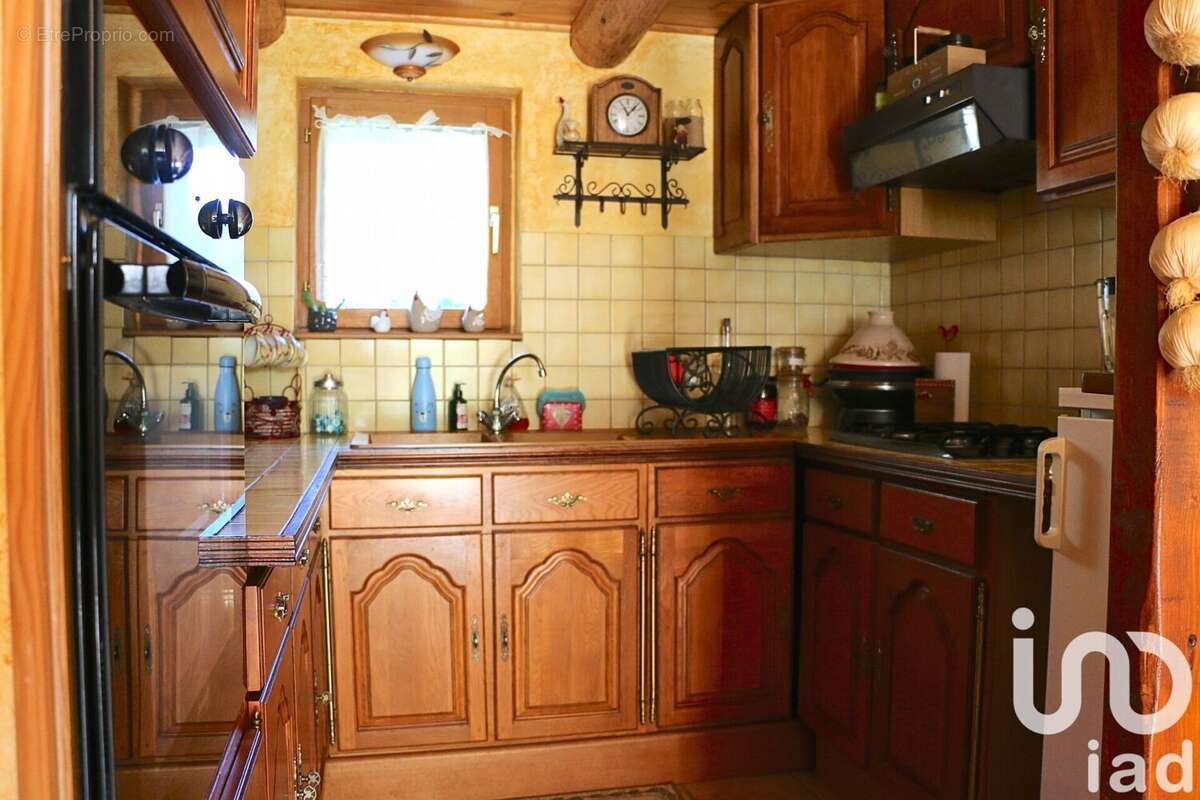 Maison 87 m² à Saint-Sauveur-La-Sagne  - photo 6