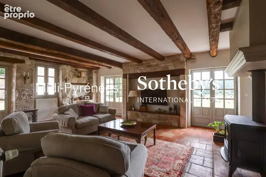A vendre Au cœur du triangle d'Or, magnifique propriété avec 33 ha de terre et bois - photo 13