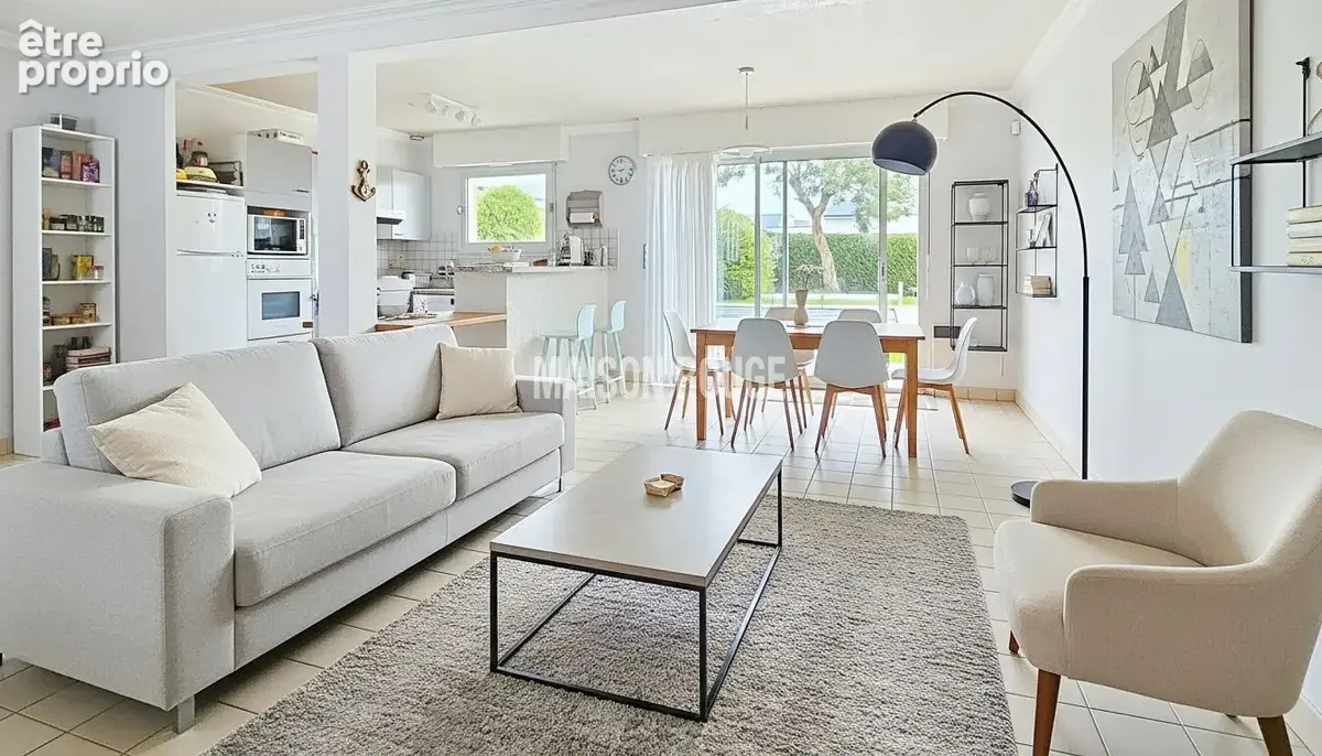 Propriété d'exception à Saint Gildas de Rhuys Deux maisons, 7 chambres, piscine chauffée, commerces et plages à pied - photo 2