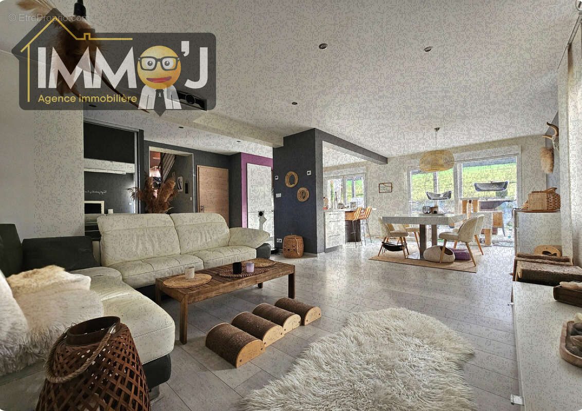 Maison à SEXEY-AUX-FORGES