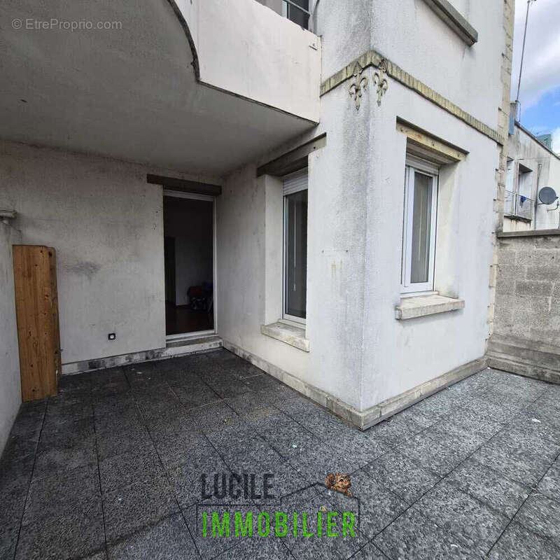 Appartement T2 idéalement situé - 44 m² 9 - Appartement à CREIL