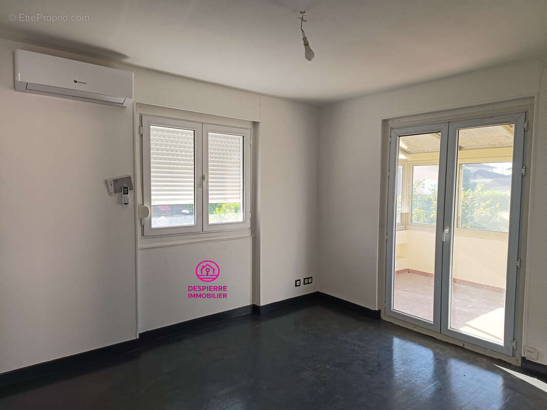 Maison à LE PEAGE-DE-ROUSSILLON