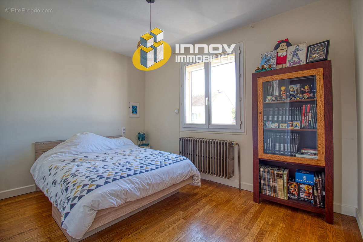 Maison à CHATENOY-LE-ROYAL