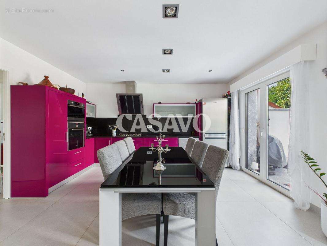 Maison à CHAMPIGNY-SUR-MARNE