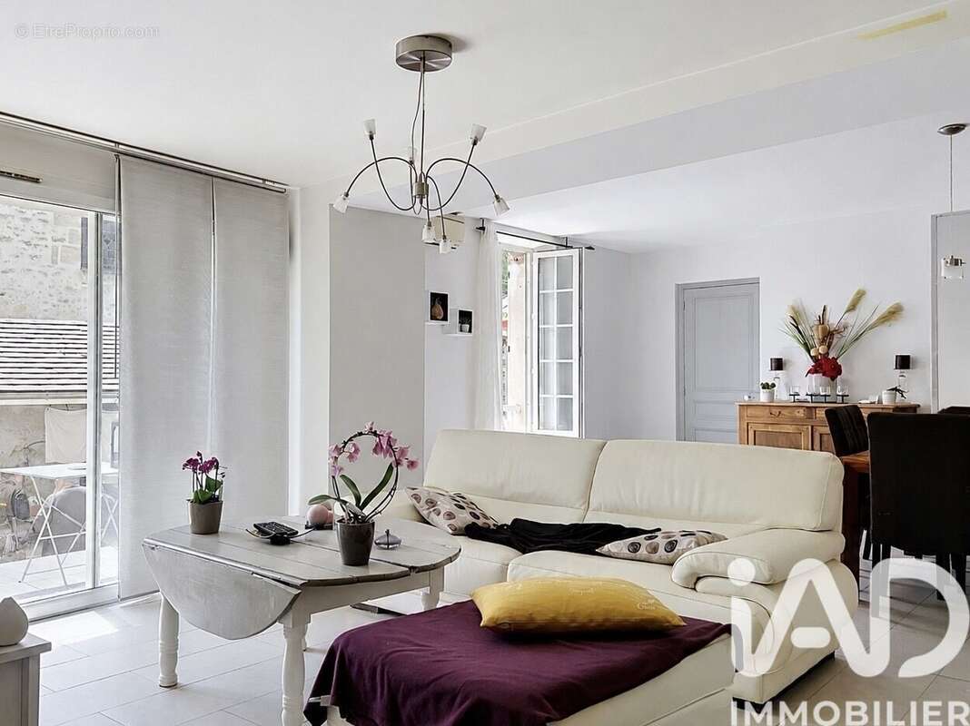 Maison 153 m² à La Falaise  - photo 8