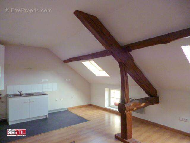 Appartement à NEUVILLE-SUR-OISE