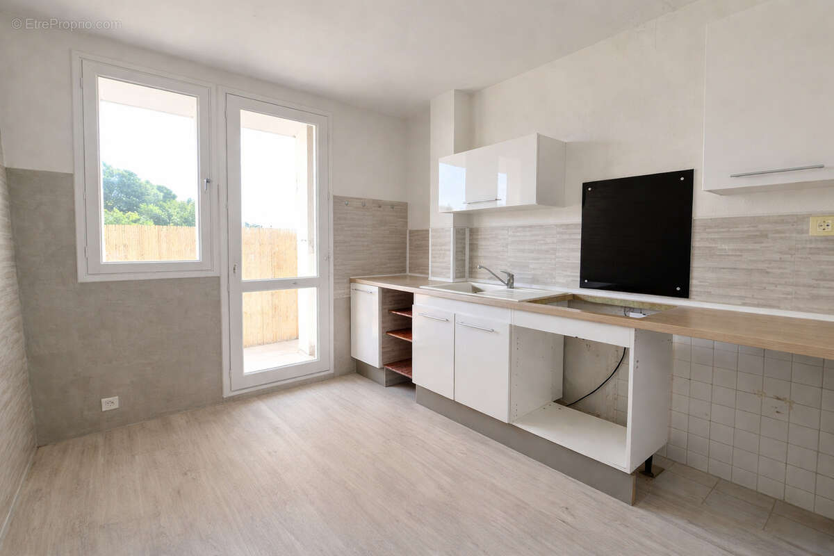 Appartement à MARSEILLE-13E