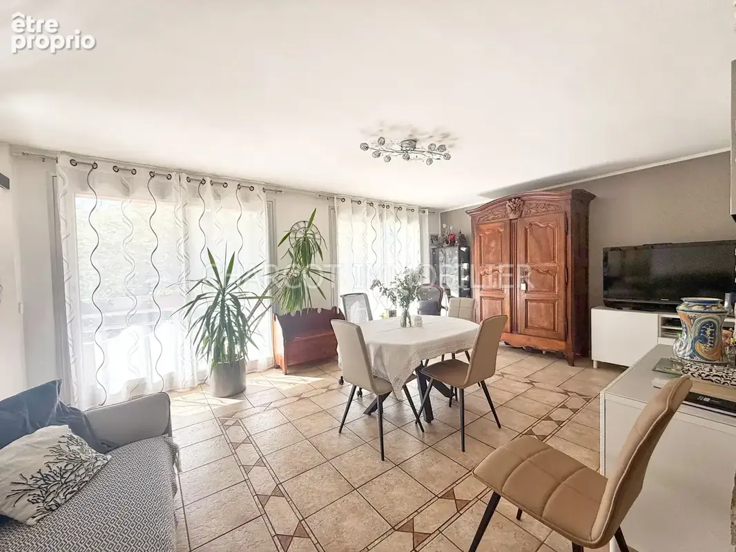 Lyon 5e   point du jour   exclusivité - appartement t5 de 93 m2 - photo 3
