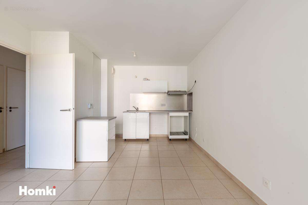 Appartement à MARSEILLE-8E