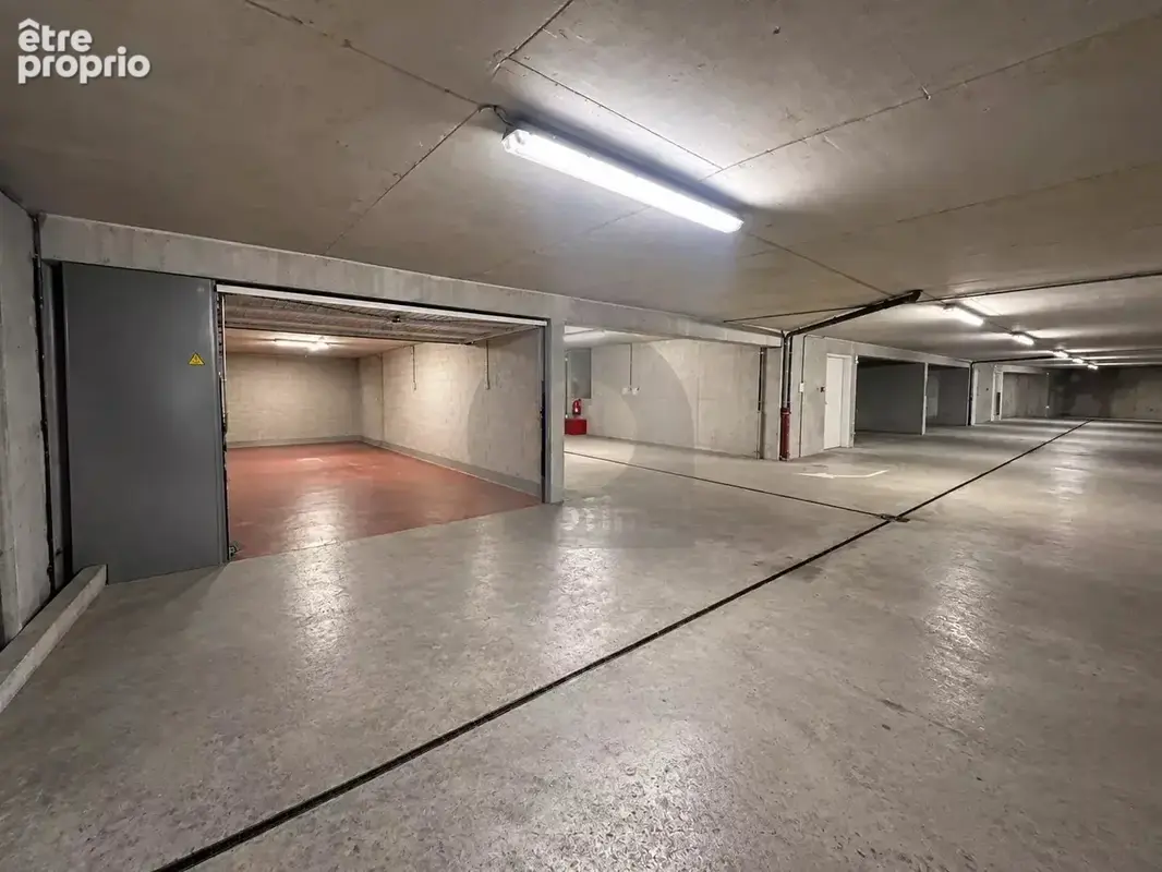 A vendre garage - menton gare routiere - photo 2