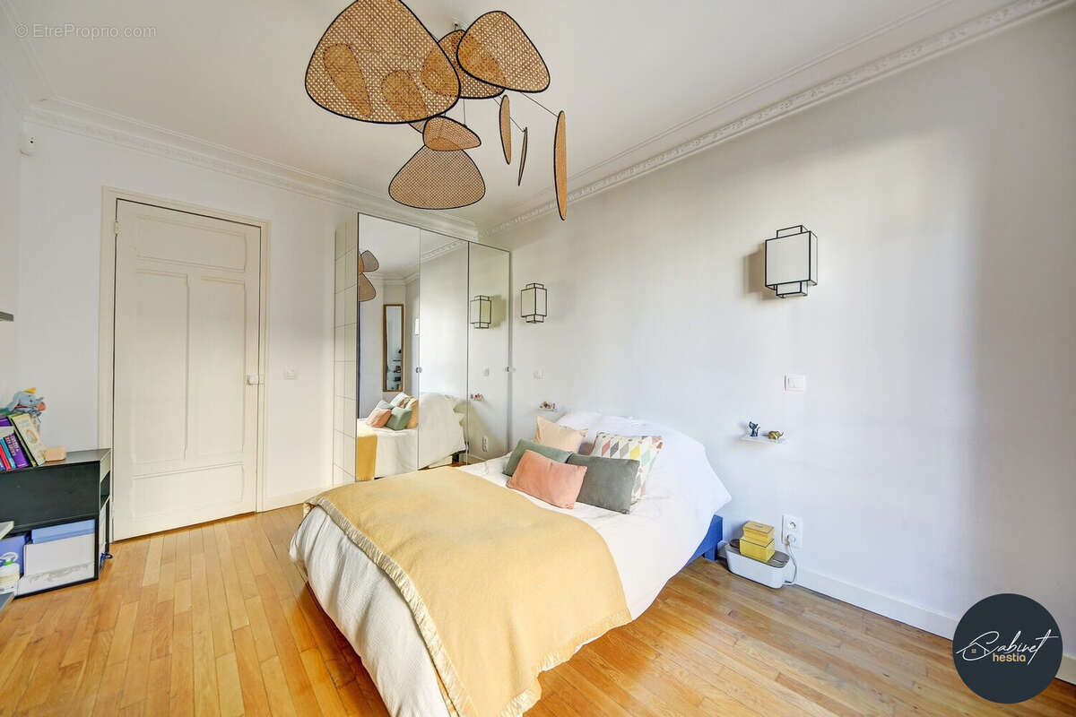 Appartement à PARIS-11E
