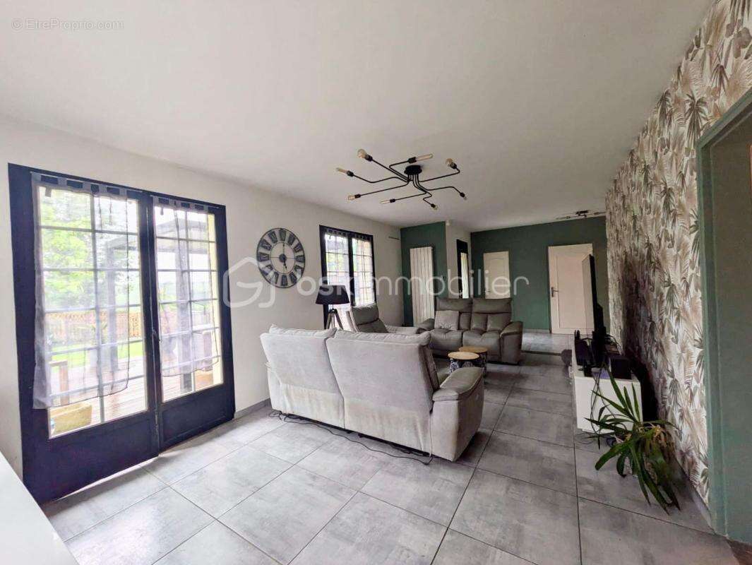 Maison familiale – 6 chambres – un cadre de vie idéal ! - photo 5