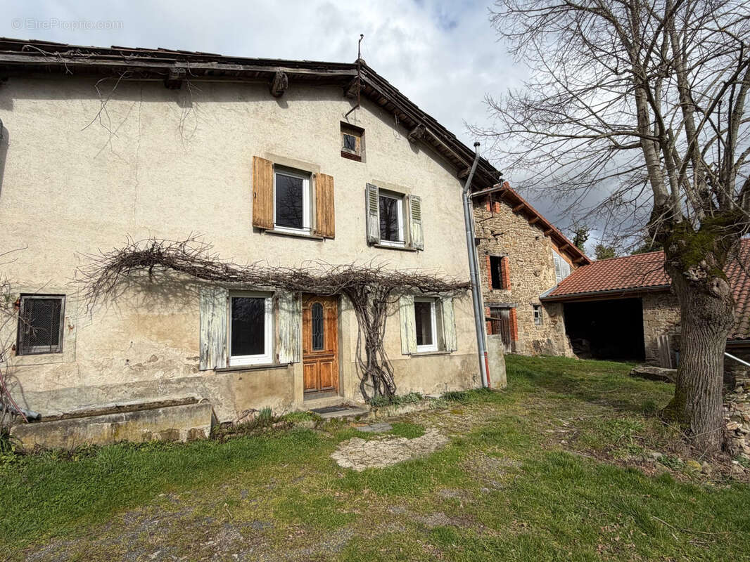 Maison à SAUVIAT