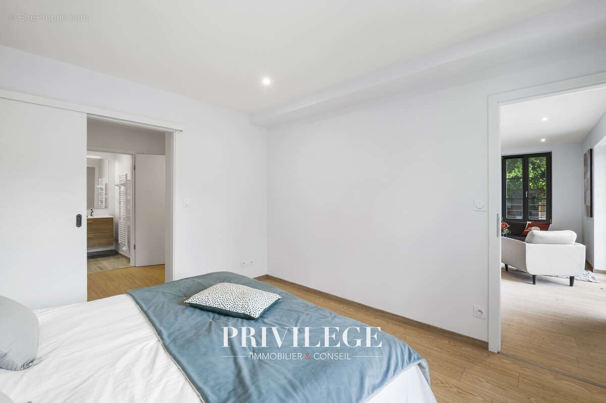 Appartement à TASSIN-LA-DEMI-LUNE