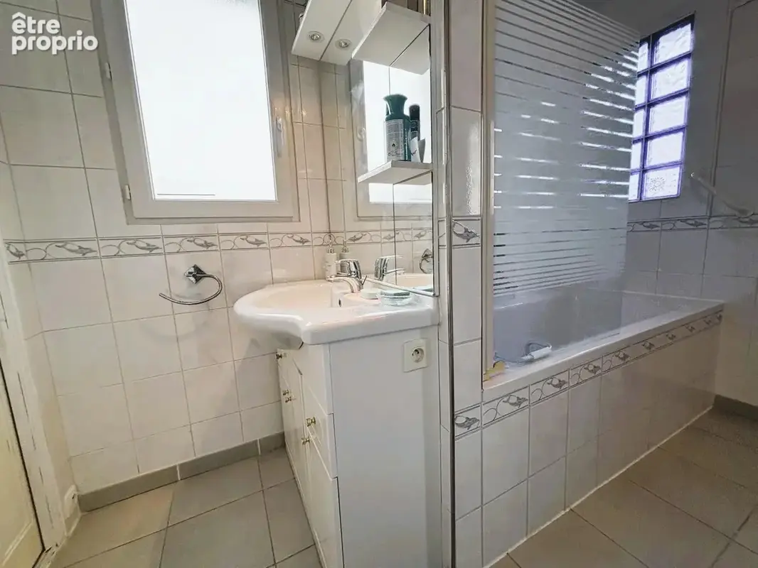 Grande maison de 4/5 chambres avec piscine, grand jardin dans un cadre paisible - photo 15