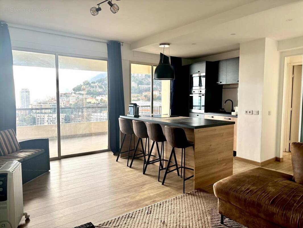 Appartement à BEAUSOLEIL