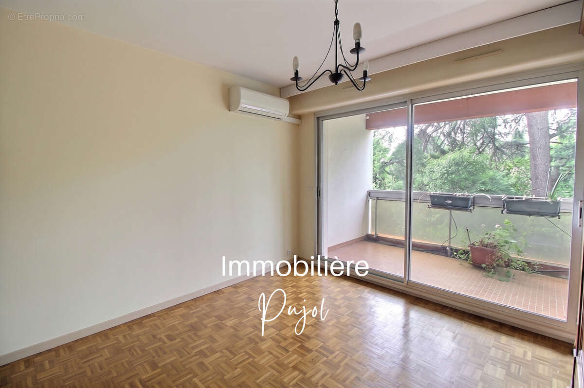 Appartement à MARSEILLE-12E