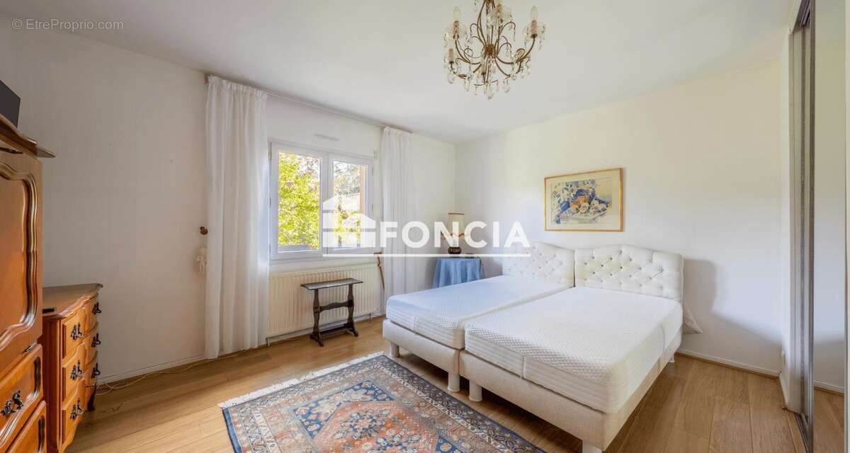 Maison à VILLENAVE-D&#039;ORNON