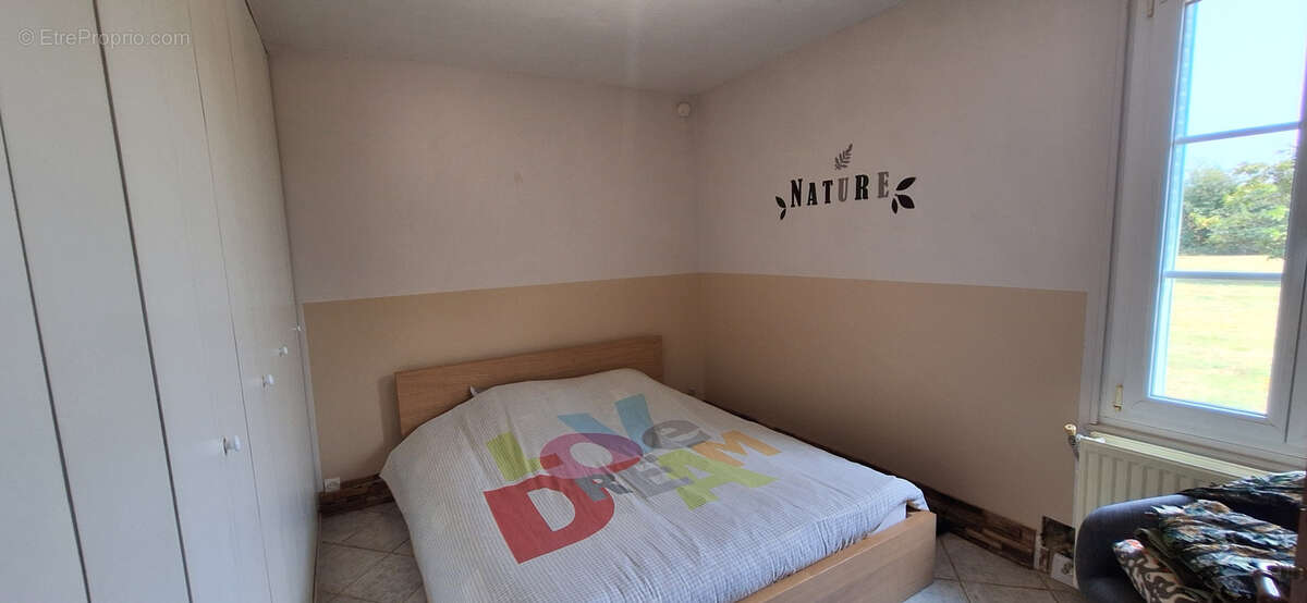 Charme maison de campagne vie de plain pied,2/3 chambres,veranda,garage/atelier,terrain 5670m2 - photo 11