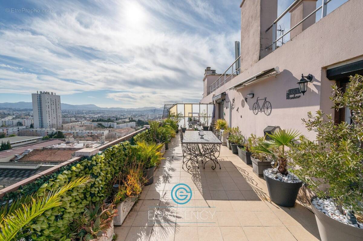Appartement à MARSEILLE-15E