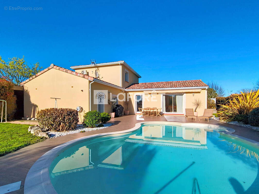 Maison à VILLEMUR-SUR-TARN