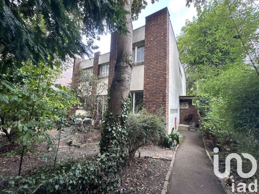 Photo 2 - Maison à BOURG-LA-REINE