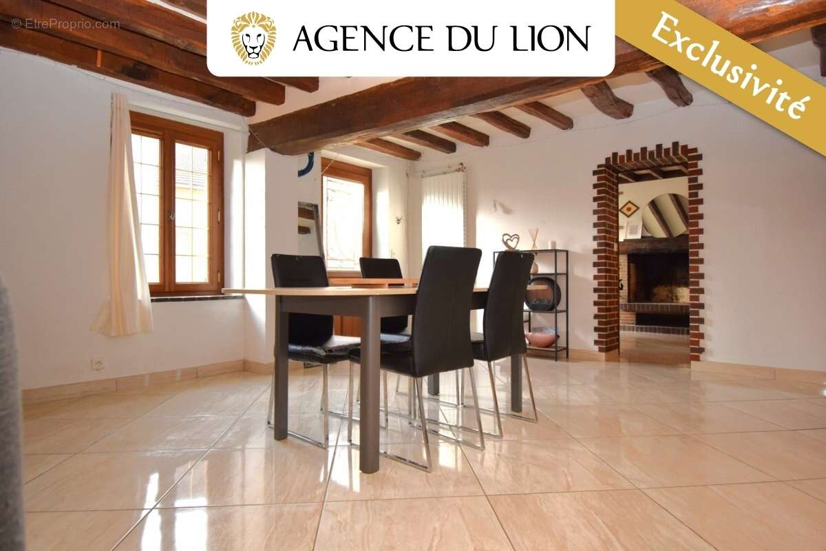 Maison à SAINT-LUBIN-DES-JONCHERETS