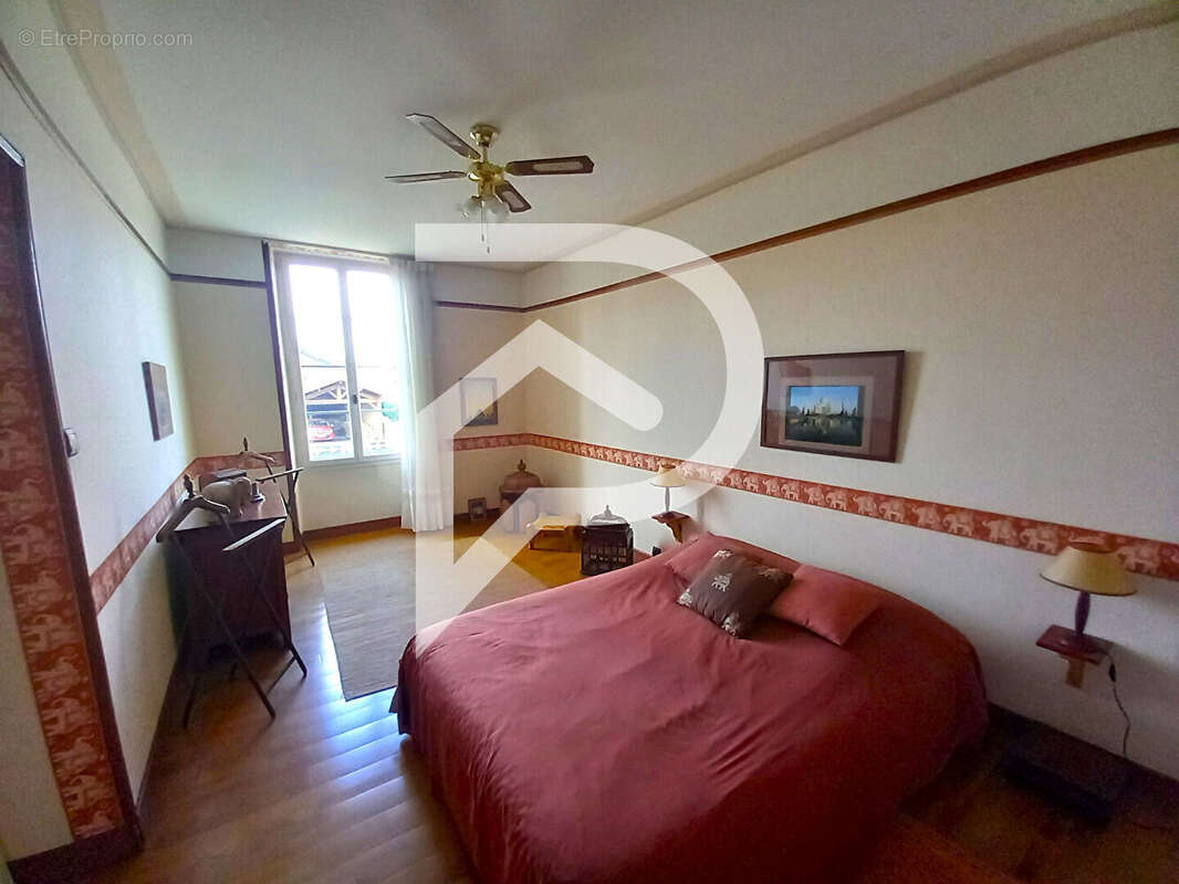 Maison à PEYREHORADE