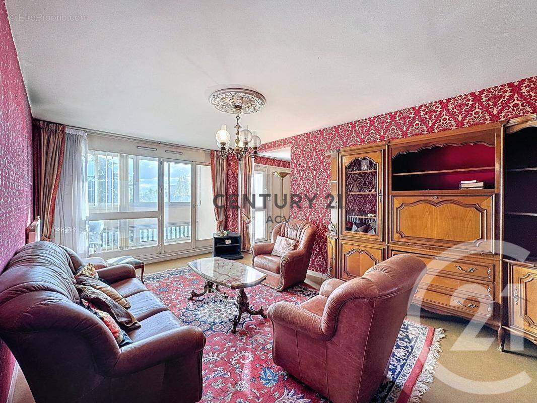Appartement à MAISONS-ALFORT
