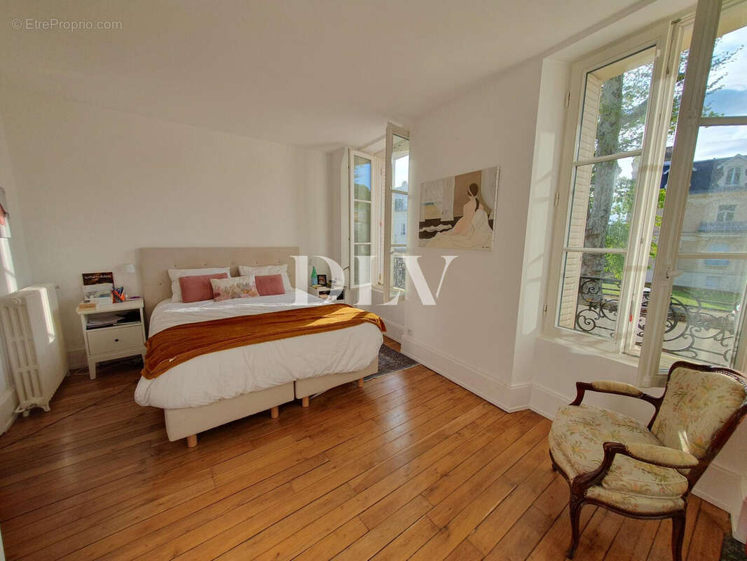 Appartement à FONTAINEBLEAU