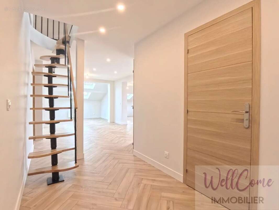 Appartement à AIX-LES-BAINS