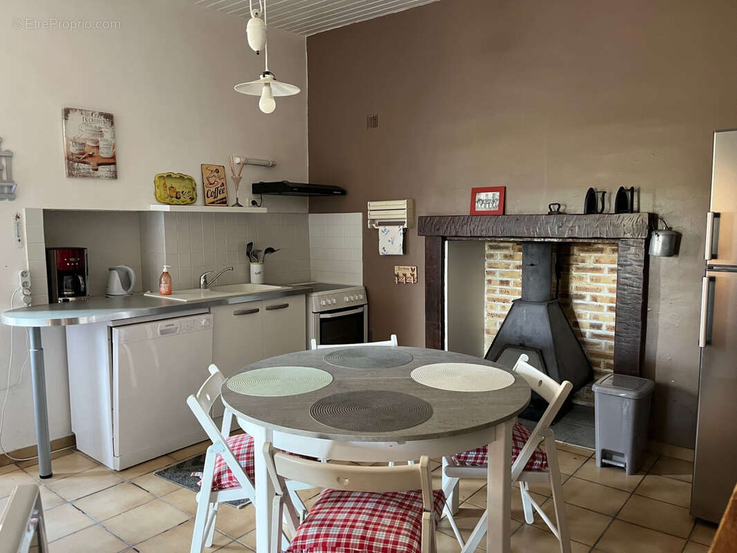 Maison à JUMILHAC-LE-GRAND