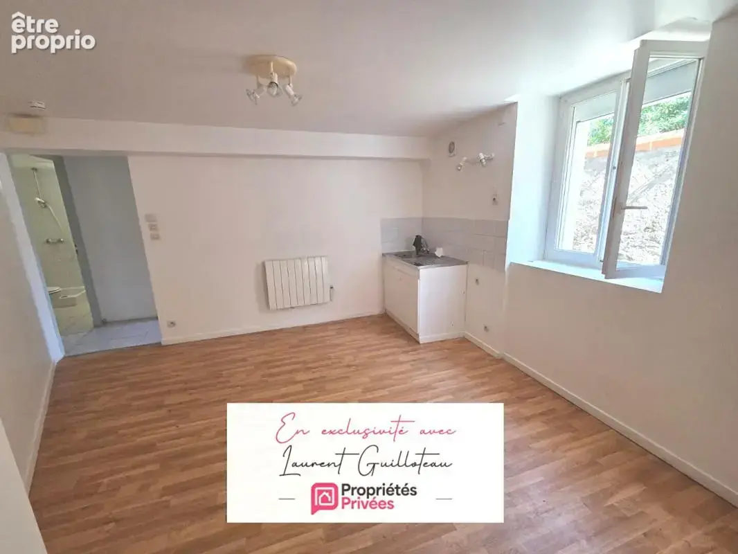 Appartement à SAINT-LAURENT-SUR-SEVRE